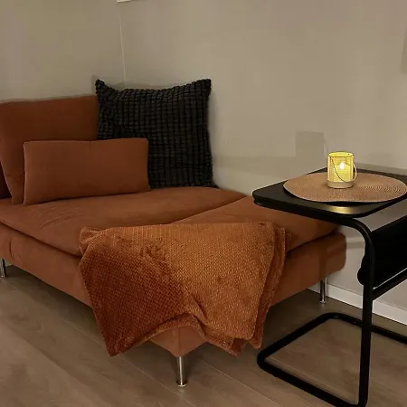 Apartmán Det Lille Huset Pa Storgata - Hybel